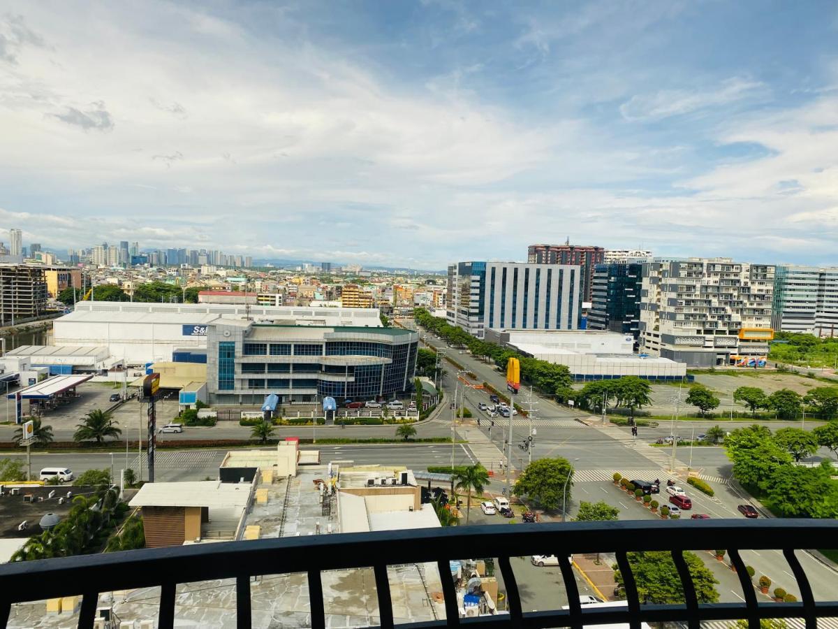 Paranaque City Solemare Parksuites Condo المظهر الخارجي الصورة