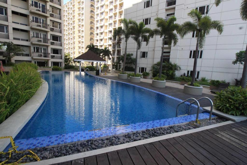 Paranaque City Solemare Parksuites Condo المظهر الخارجي الصورة